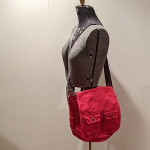 Columbia messenger bag hot pink